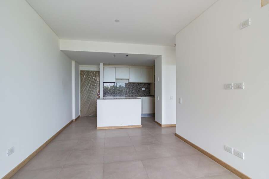 AV. SAN MARTÍN 1392 10 02 – TORRE PARAISO