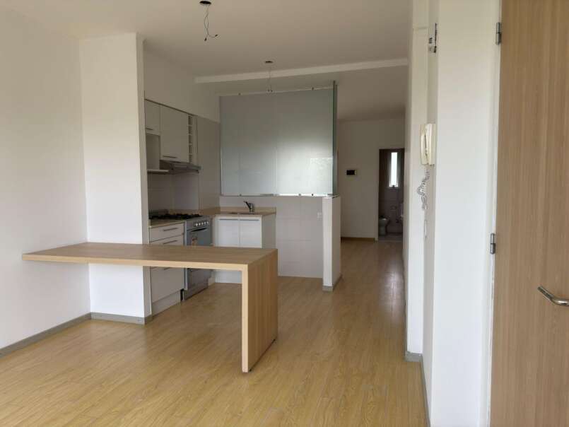 AV FRANCIA 993 07 02