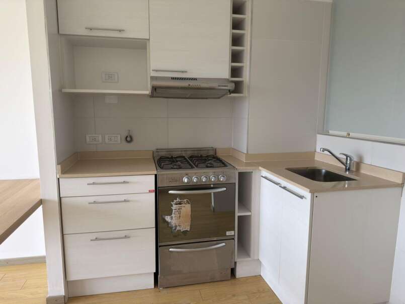 AV FRANCIA 993 07 02
