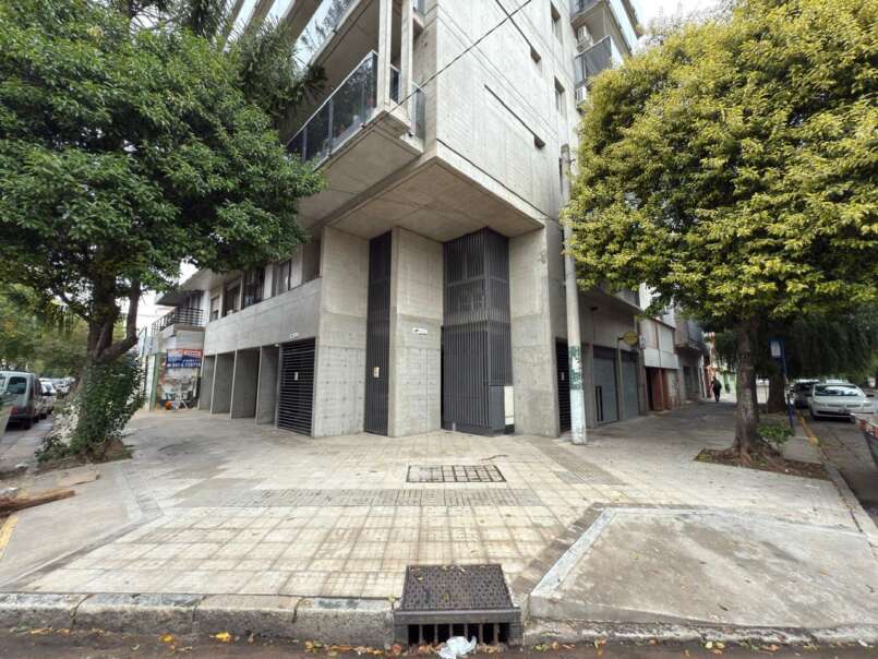 Cerrito 495 02 02