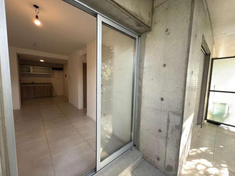 Cerrito 495 02 02