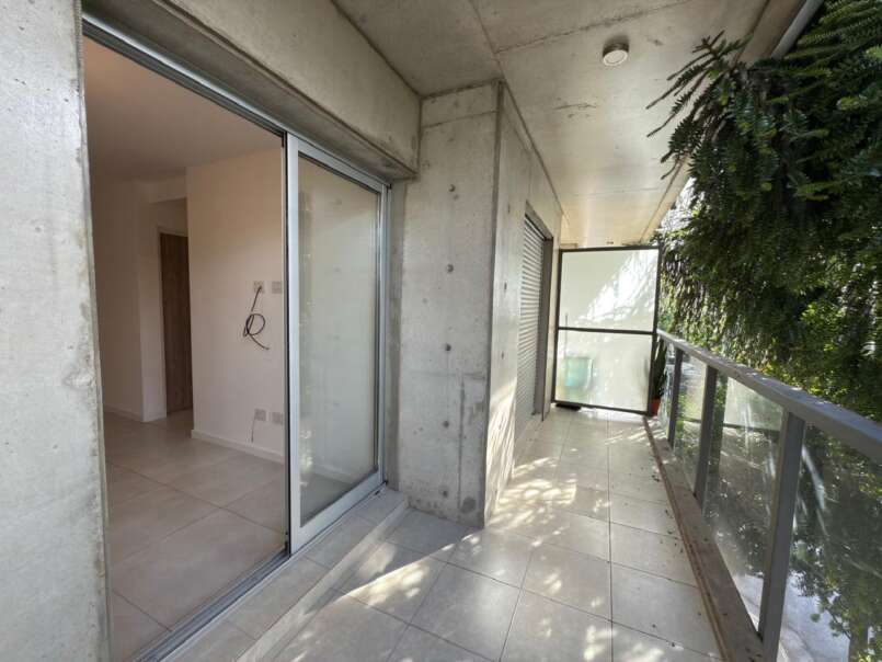 Cerrito 495 02 02