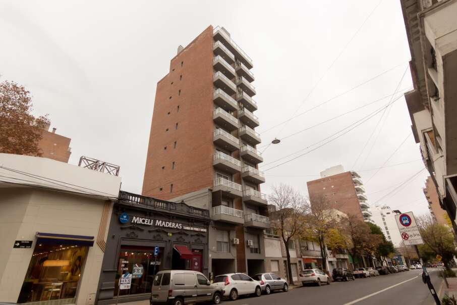 CORDOBA 2680 02 01