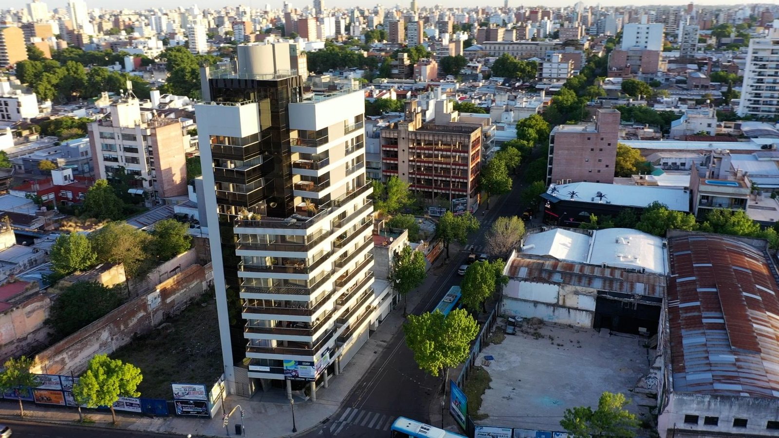 AV. DEL VALLE 2799 11 01 TORRE MIRADOR - foto 1